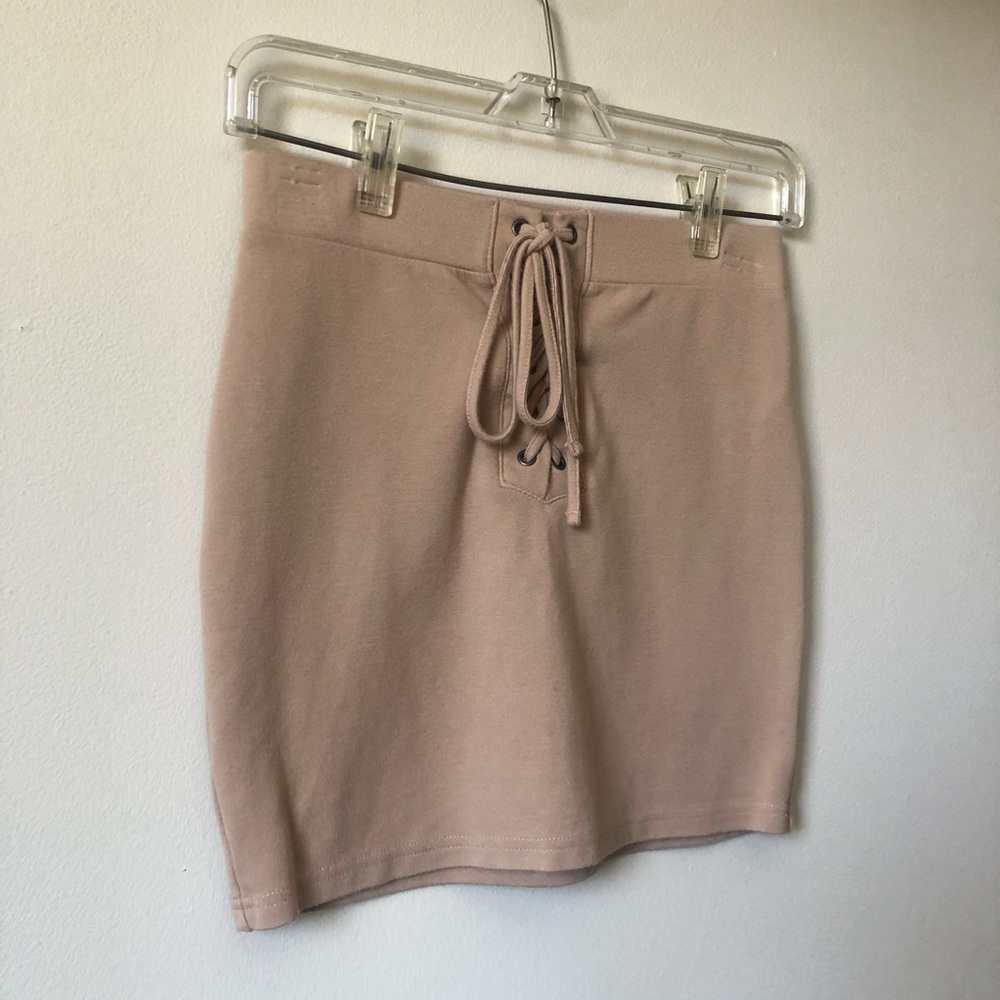 Forever 21 Tan Skirt - Small